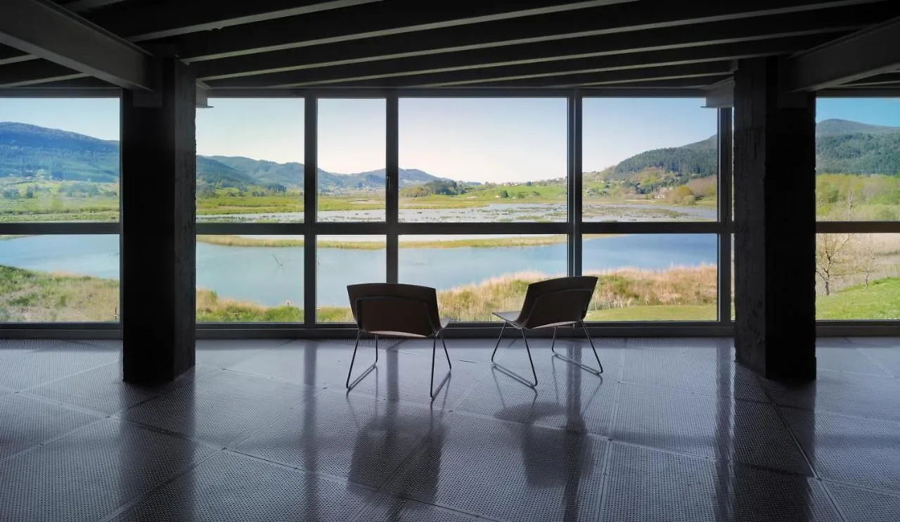 Hotel Urdaibai Bird Center à Gautegiz Arteaga